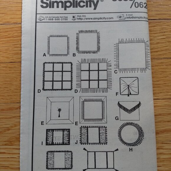 Vintage Pillows Sewing Pattern Throw Toss Cushions Simplicity 5685 UNCUT - Picture 8 of 9